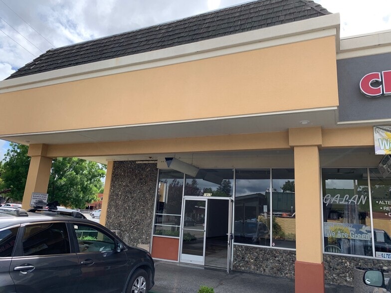 1915-2075 Mendocino Ave, Santa Rosa, CA à louer - Photo du bâtiment - Image 3 de 7