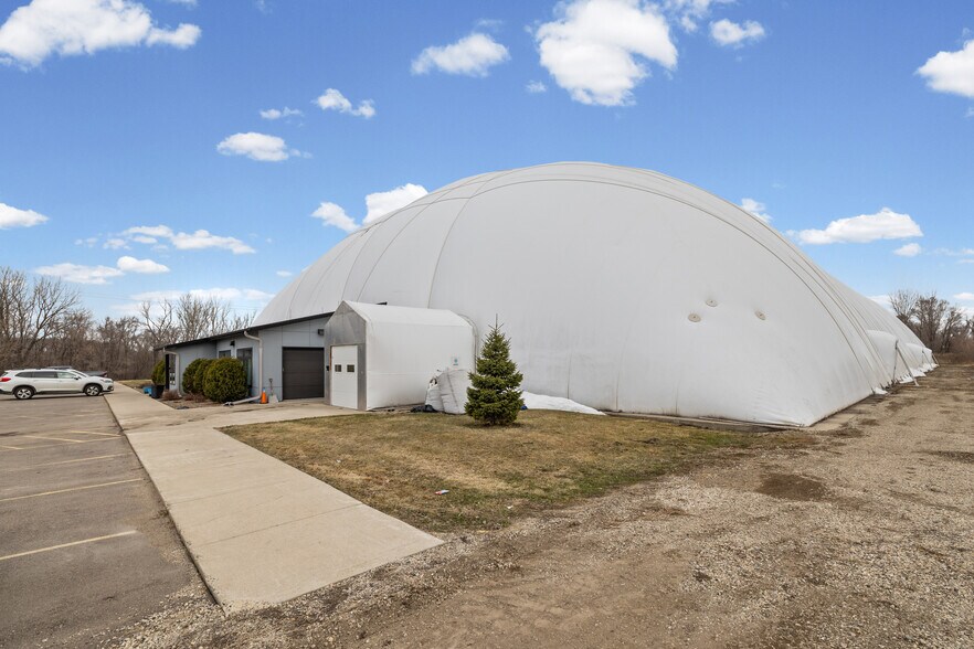 901 Cannon Rd S, Dundas, MN à vendre - Photo du bâtiment - Image 3 de 47