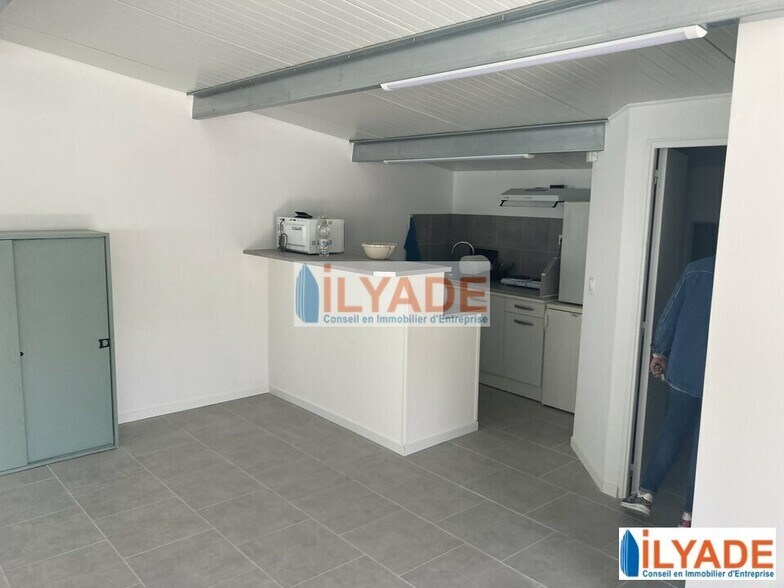 Gémenos, Gémenos for lease - Interior Photo - Image 2 of 2