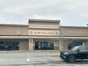 4645 Village Square Dr, Paducah, KY for lease Building Photo- Image 1 of 17