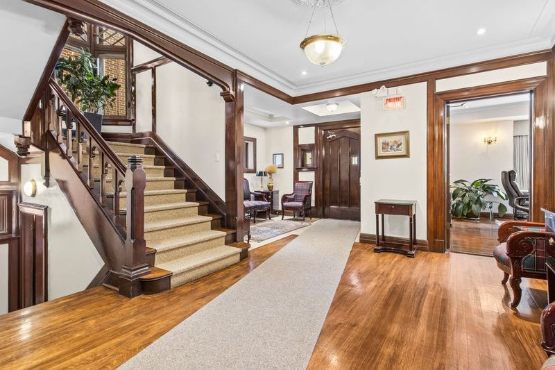 3449 Av Du Musée, Montréal, QC for sale - Lobby - Image 1 of 1