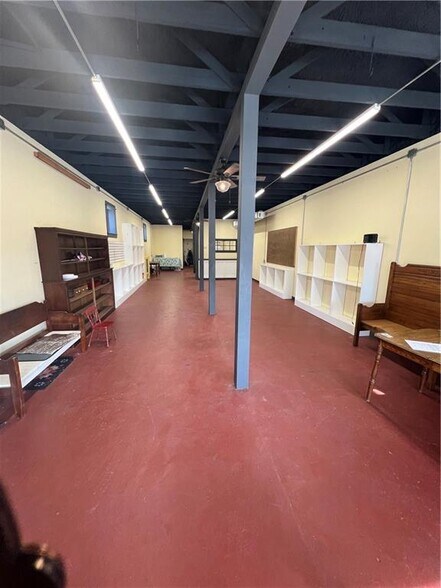 117 Franklin St, Pomona, KS à vendre - Photo du bâtiment - Image 3 de 3