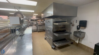 2 Daniels Farm Rd, Trumbull, CT for lease Interior Photo- Image 2 of 4