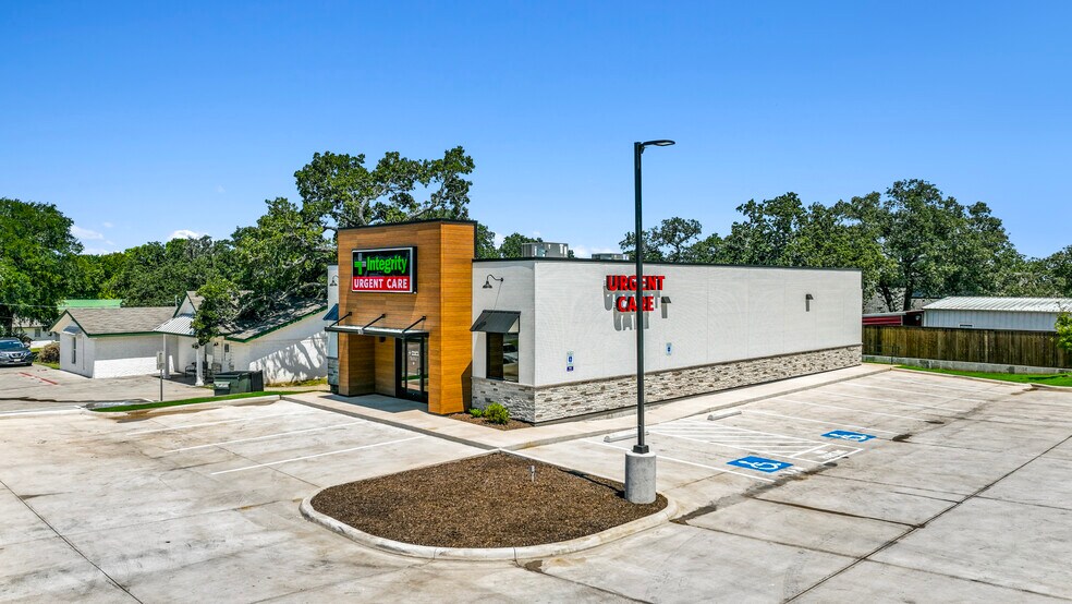 921 TX-199 Hwy, Springtown, TX à vendre - Photo du bâtiment - Image 2 de 3