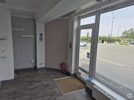 1 Pallance Rd, Cowes à vendre - Photo du bâtiment - Image 2 de 3