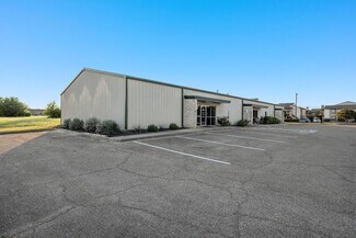 More details for 8020 Central Park Dr, Woodway, TX - Office for Sale