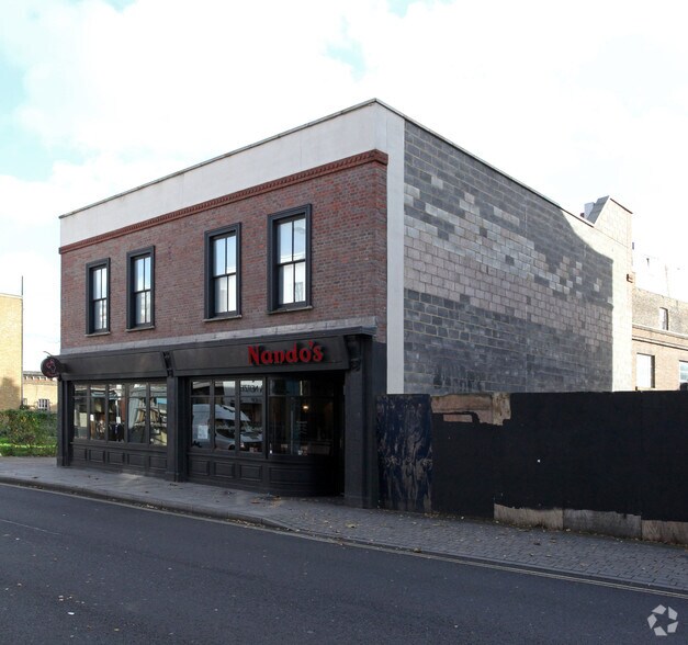 139-141 Stoke Newington Church St, Londres à louer - Photo du bâtiment - Image 2 de 2