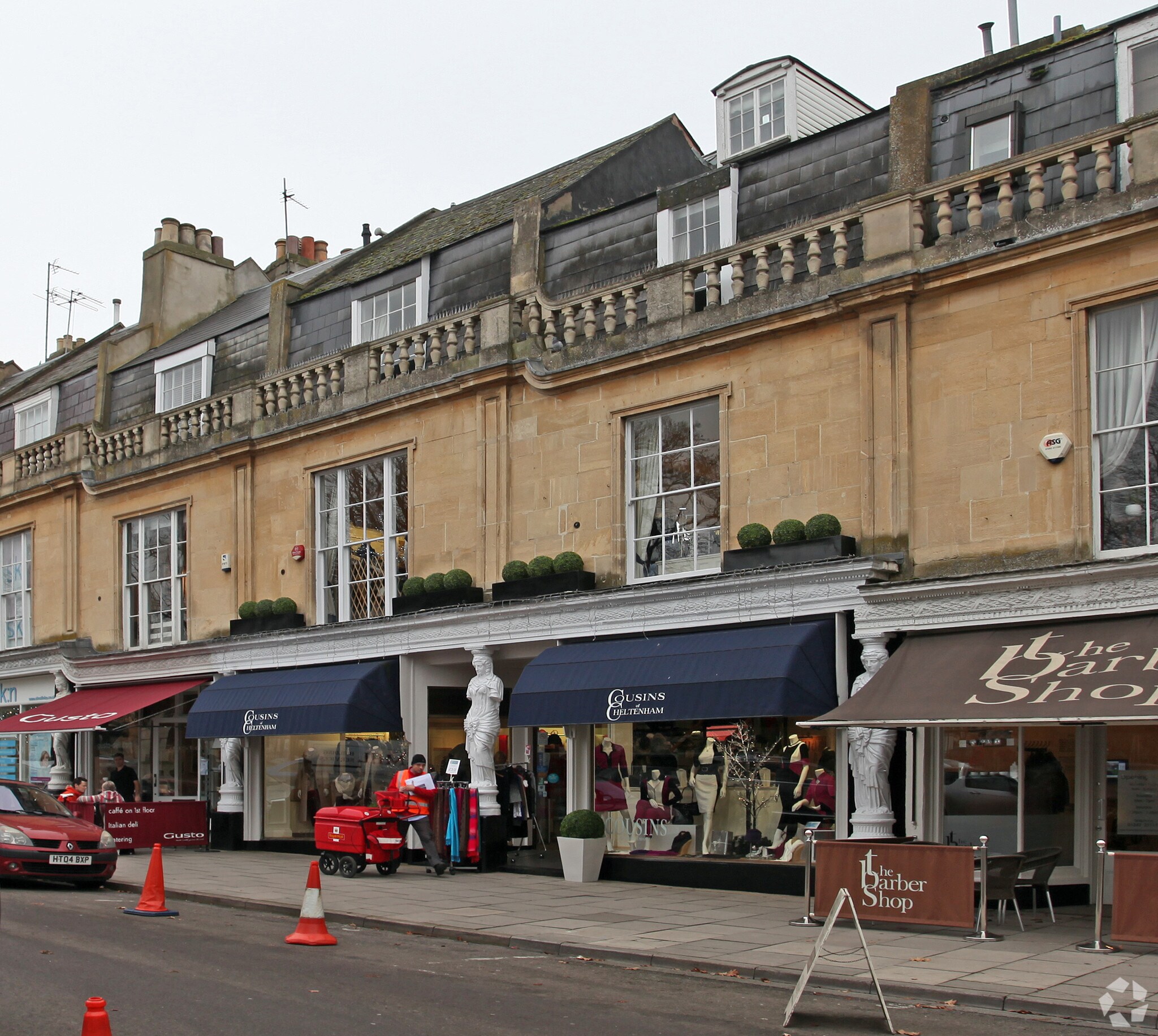 10-11 Montpellier Walk, Cheltenham à louer Photo principale- Image 1 de 4