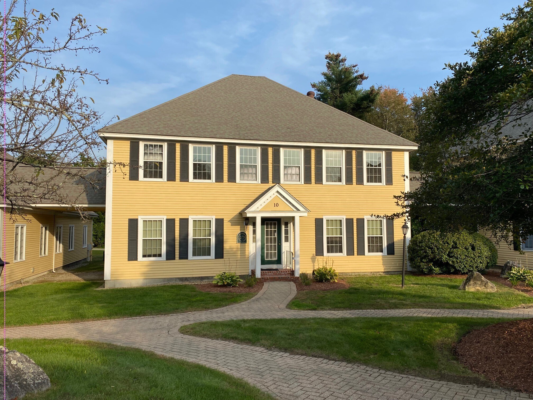 360 State Route 101, Bedford, NH à vendre Photo du bâtiment- Image 1 de 14