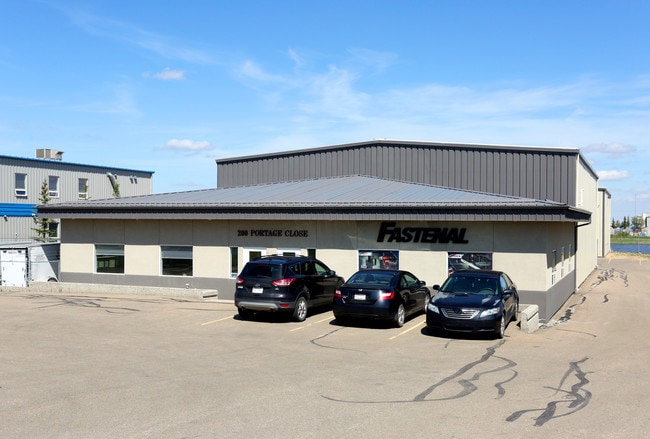 Plus de détails pour 200 Portage, Sherwood Park, AB - Industriel à vendre