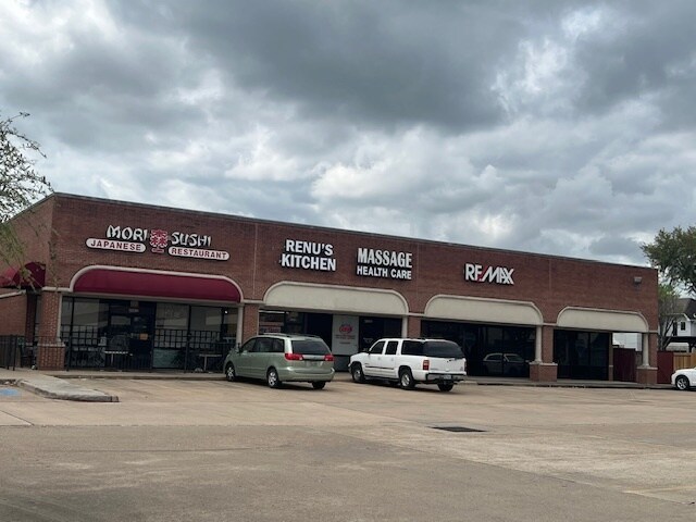 4516 Highway 6, Sugar Land, TX à louer - Photo du bâtiment - Image 3 de 4