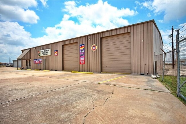 Plus de détails pour 1157 S Padre Island Dr, Corpus Christi, TX - Industriel à vendre