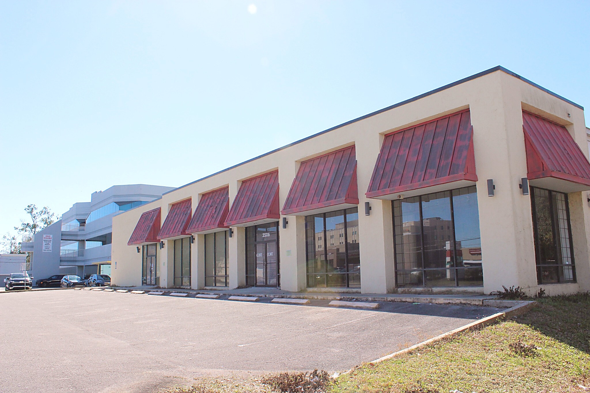 3506 University Blvd S, Jacksonville, FL for lease Primary Photo- Image 1 of 11