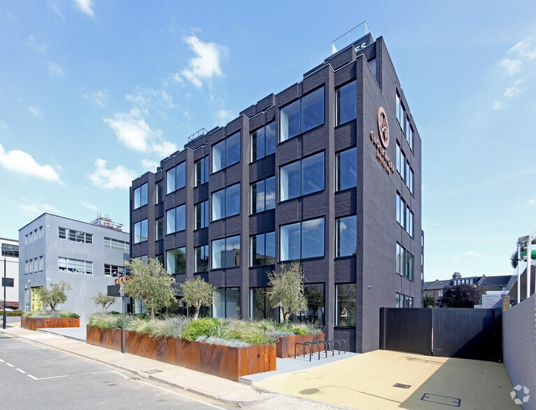 45 Beavor Ln, Londres à louer - Photo du bâtiment - Image 2 de 11