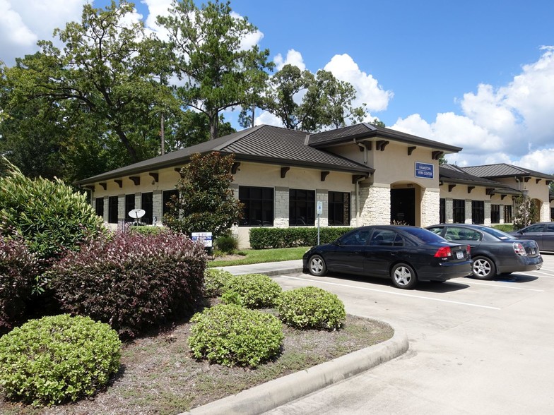 19701 Kingwood Dr, Kingwood, TX à vendre - Photo du bâtiment - Image 1 de 1