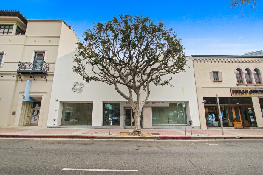 1018-1024 Westwood Blvd, Los Angeles, CA à louer - Photo du bâtiment - Image 1 de 11