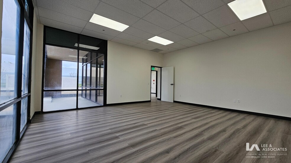 1904 E Dominguez St, Carson, CA for lease - Interior Photo - Image 2 of 5