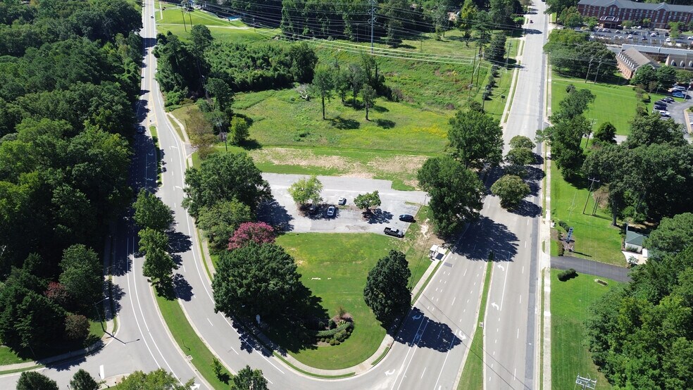 924 & 942 Capitol Landing Rd, Williamsburg, VA à vendre - Autre - Image 1 de 1