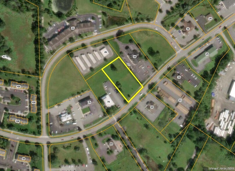 60 Boniface Dr, Pine Bush, NY à vendre - Photo du bâtiment - Image 1 de 12