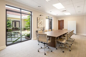 1213 Culbreth Dr, Wilmington, NC for lease Interior Photo- Image 2 of 10