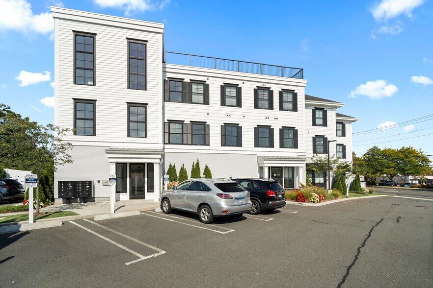 188 Cherry St, Milford, CT à vendre - Photo du bâtiment - Image 2 de 15