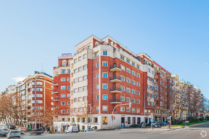 Calle Serrano 93, Madrid, Madrid à louer - Photo principale - Image 1 de 3