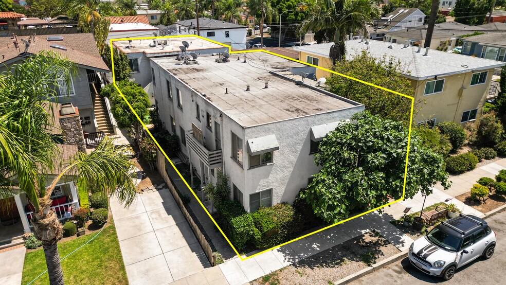 810 Belmont Ave, Long Beach, CA à vendre - Photo du bâtiment - Image 2 de 6
