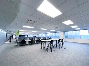 2300 Discovery Dr, Orlando, FL for lease Interior Photo- Image 1 of 2