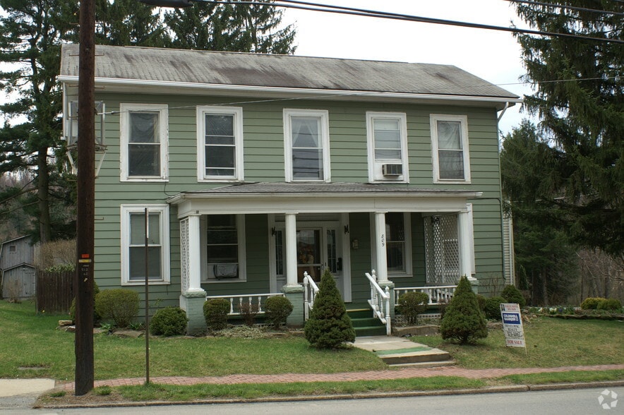 809 W Mahoning St, Punxsutawney, PA à vendre - Photo principale - Image 1 de 1