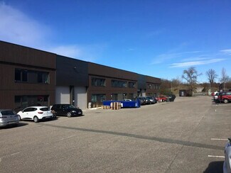 Plus de détails pour 12 Chemin Des Gorges, Dardilly - Bureau, Local d'activités à louer