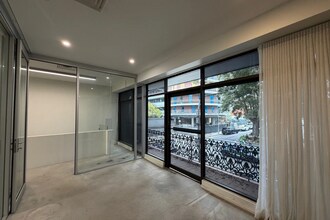 8 Cross St, Double Bay à louer Photo intérieure- Image 2 de 4