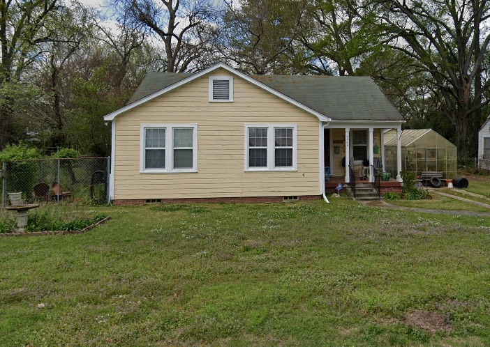 15 Unit SFR Texarkana Portfolio portfolio of 2 properties for sale on LoopNet.ca - Building Photo - Image 2 of 16