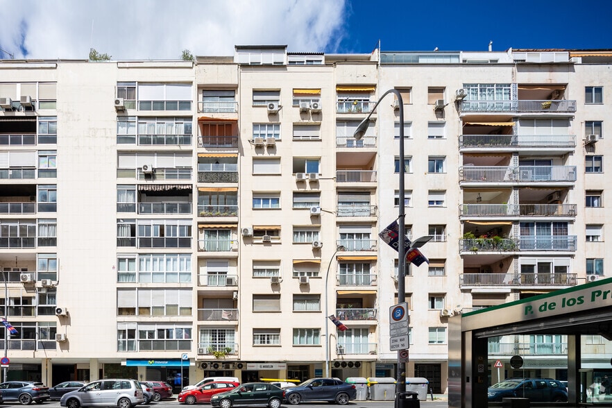 Avenida de la República Argentina, 52, Sevilla, Sevilla for lease - Primary Photo - Image 1 of 3