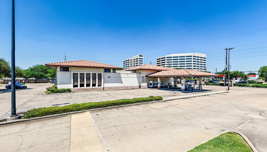 1629 S Voss Rd, Houston, TX for sale - Building Photo - Image 2 of 8