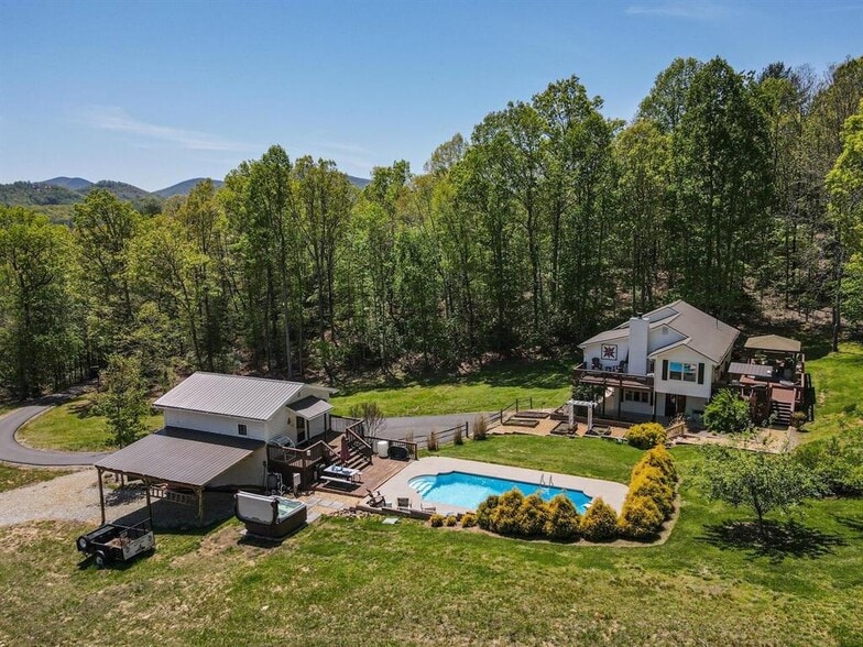 366 Paradise Rd, Blairsville, GA à vendre - Photo du bâtiment - Image 3 de 72