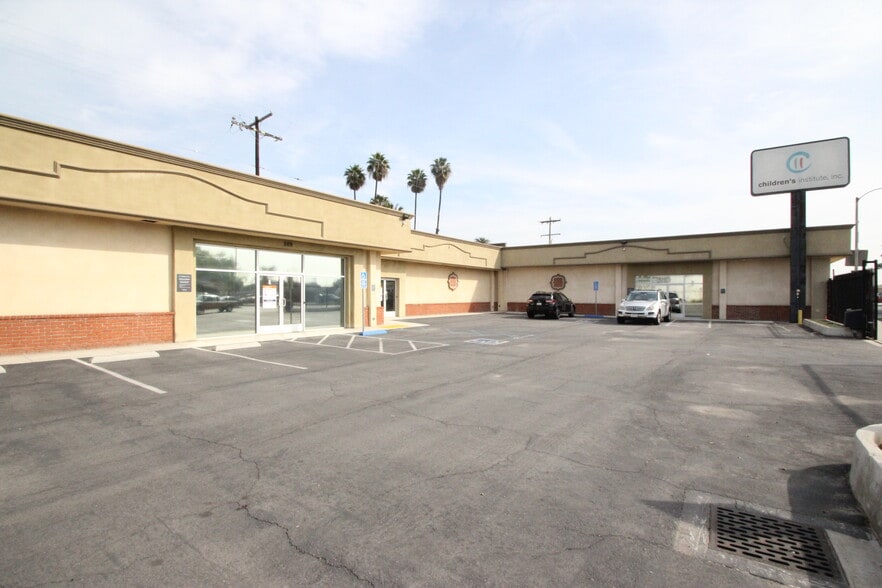 509-523 E Rosecrans Ave, Compton, CA for sale - Building Photo - Image 2 of 18
