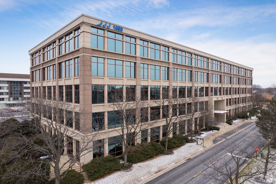 1650 Lake Cook Rd, Deerfield, IL à louer - Photo du bâtiment - Image 1 de 19