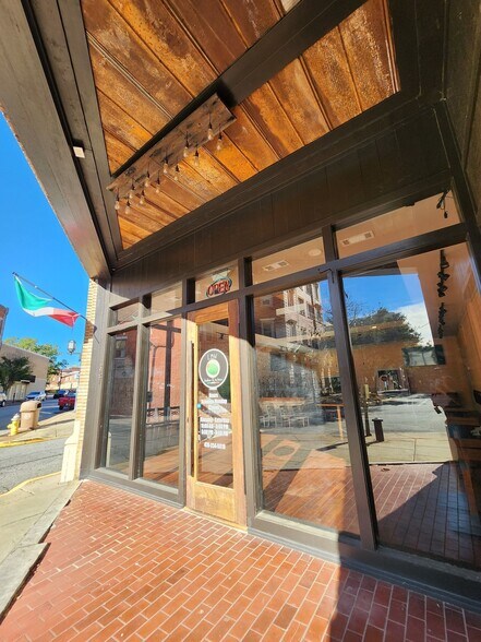 343-347 Cotton Ave, Macon-Bibb, GA à vendre - Photo du bâtiment - Image 2 de 4