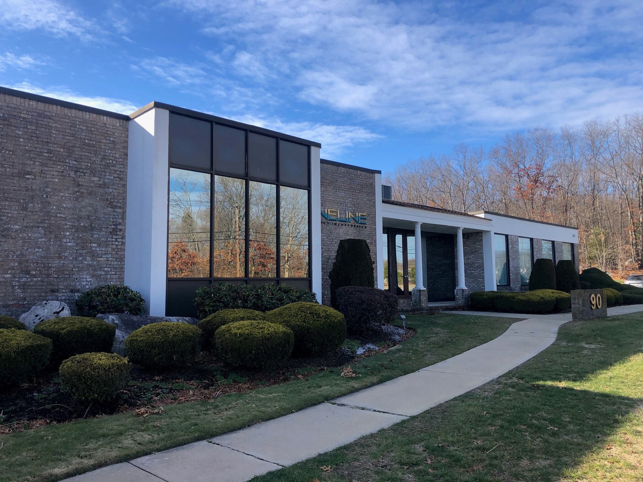 90 Douglas Pike, Smithfield, RI for lease Building Photo- Image 1 of 5