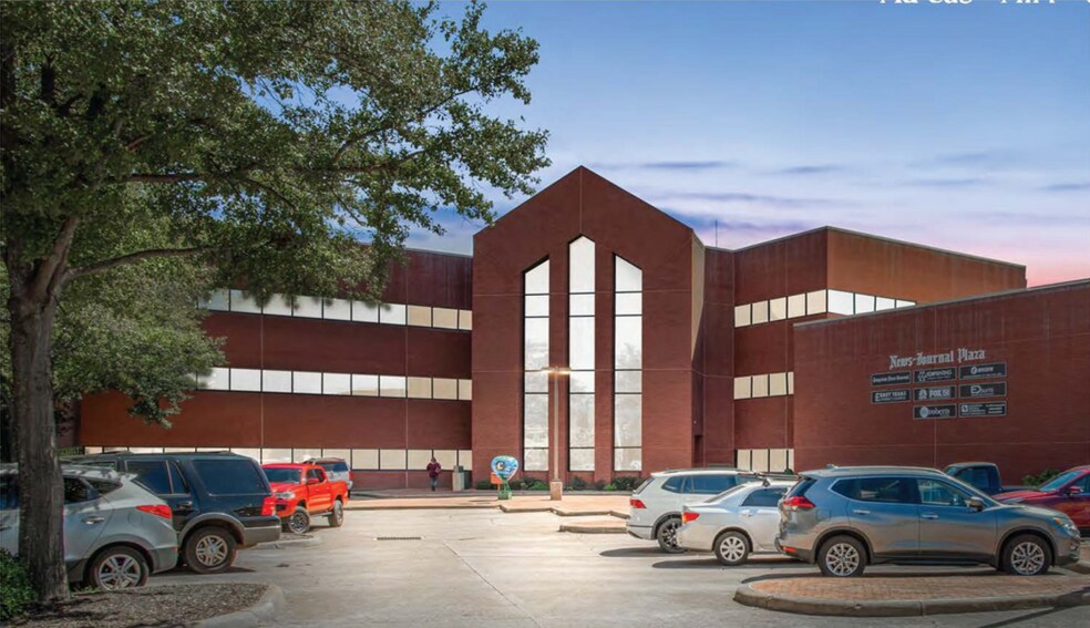325 E Tyler St, Longview, TX à vendre - Photo du bâtiment - Image 2 de 9