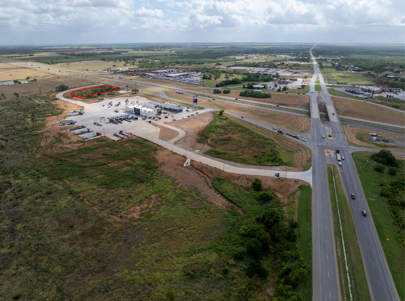 110143 Interstate 37, Pleasanton, TX à louer - Photo du bâtiment - Image 3 de 5