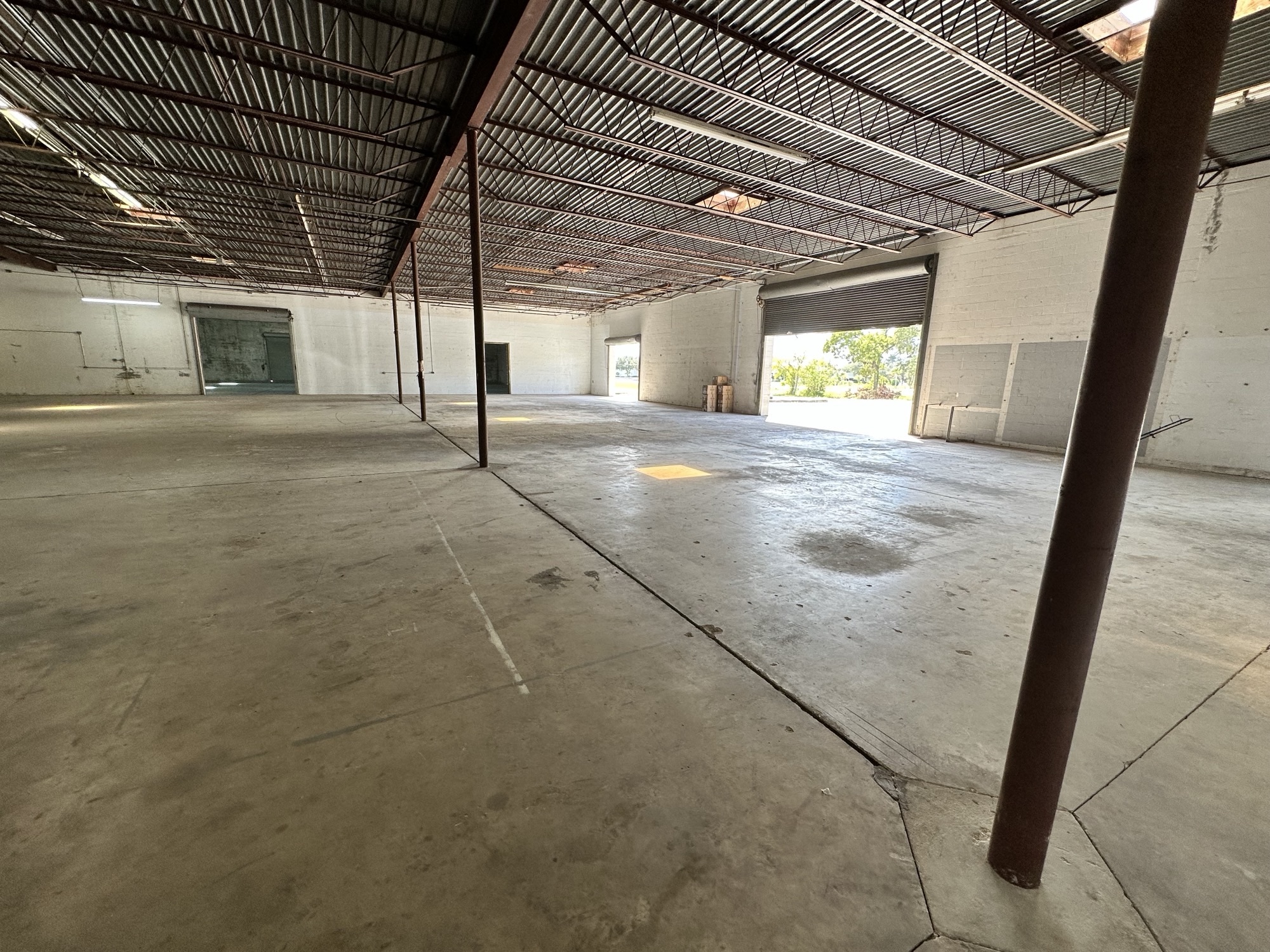 16020 Aviation Loop Dr, Brooksville, FL for lease Interior Photo- Image 1 of 6