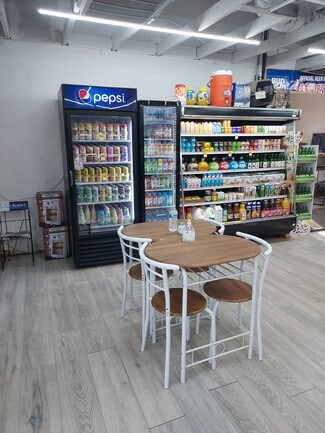 Plus de détails pour 163 W Main St, Westmorland, CA - Commerce de détail à vendre