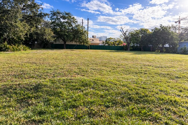 More details for 712 NW 1st Ave, Fort Lauderdale, FL - Land for Lease