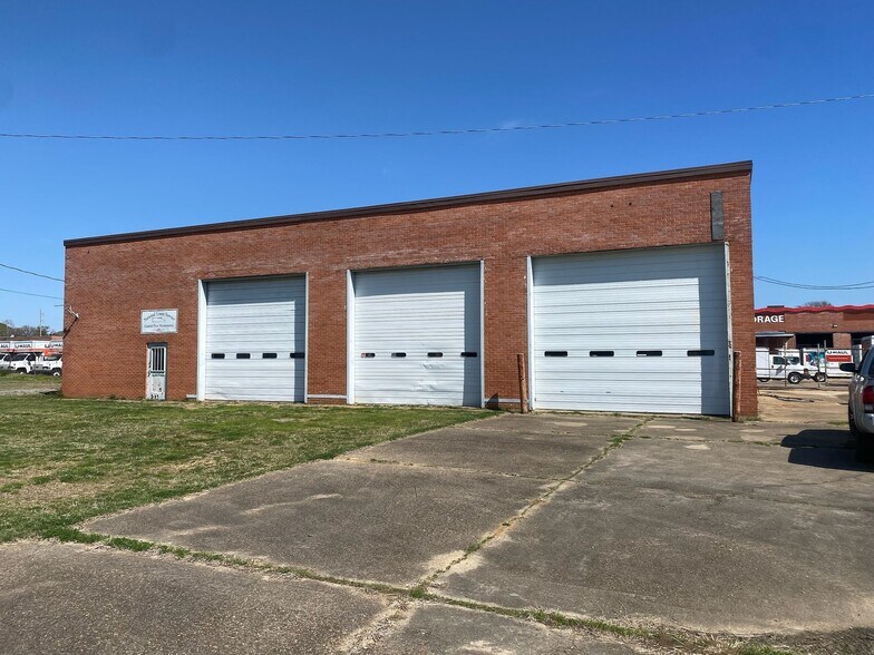 5819 Courtesy Ln, Shreveport, LA à louer - Photo principale - Image 1 de 9