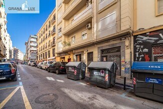 Plus de détails pour Commerce de détail à vendre