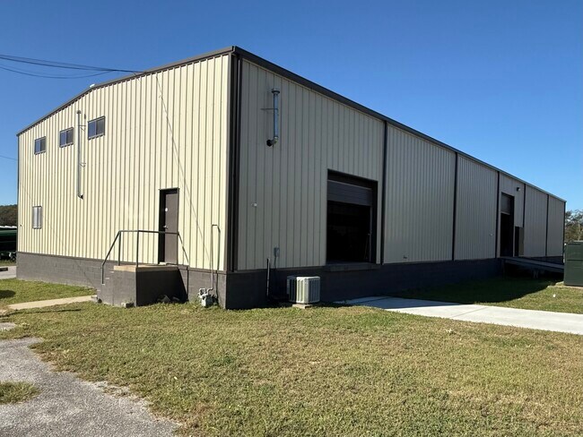 Plus de détails pour 25 Burley Dr, Hartsville, TN - Industriel à louer