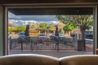 273 N State Route 89A, Sedona, AZ for lease Interior Photo- Image 2 of 29