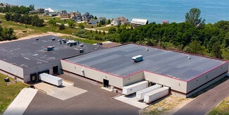 Plus de détails pour 330 Washington St, Manistee, MI - Industriel à vendre