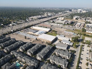 More details for 10910 Katy Fwy, Houston, TX - Industrial for Sale